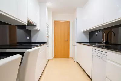 Middle Floor Apartment in Estepona