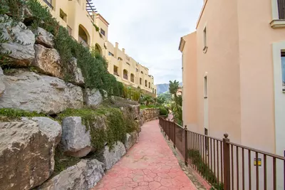 Middle Floor Apartment in Estepona