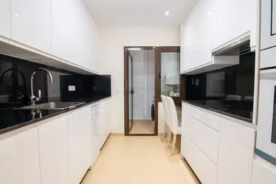 Middle Floor Apartment in Estepona