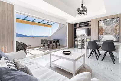 Penthouse Duplex in Nueva Andalucía