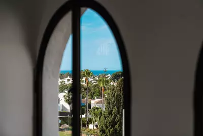 Middle Floor Apartment in Nueva Andalucía