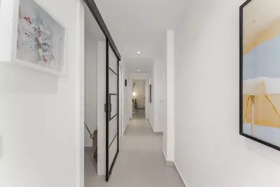 Middle Floor Apartment in Nueva Andalucía