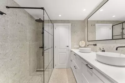 Middle Floor Apartment in Nueva Andalucía