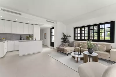 Middle Floor Apartment in Nueva Andalucía