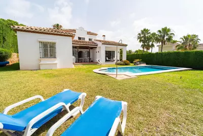 Detached Villa in Elviria