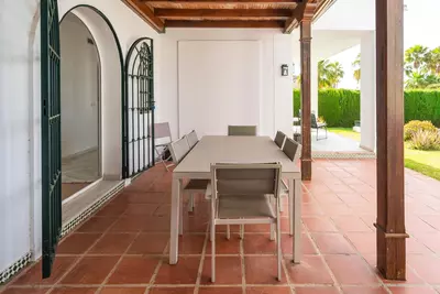 Detached Villa in Elviria