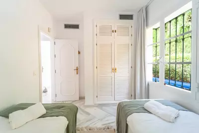 Detached Villa in Elviria