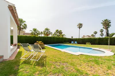 Detached Villa in Elviria