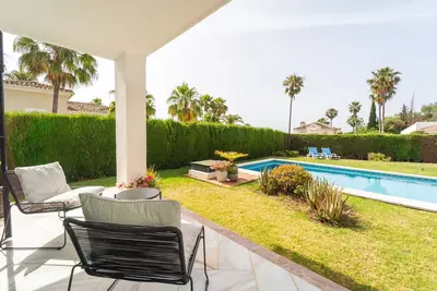 Detached Villa in Elviria