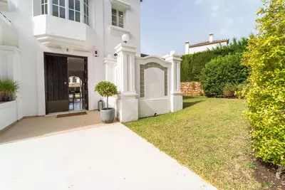 Detached Villa in Elviria