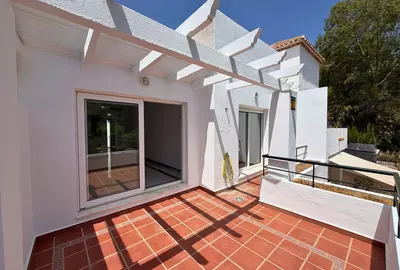 Penthouse in Nueva Andalucía