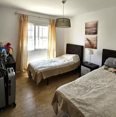Middle Floor Apartment in Estepona