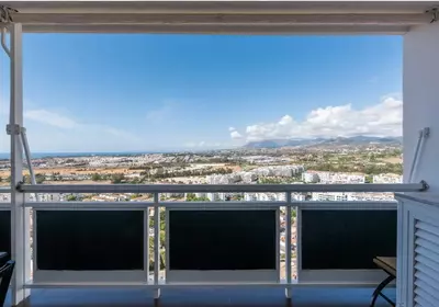 Middle Floor Apartment in Nueva Andalucía