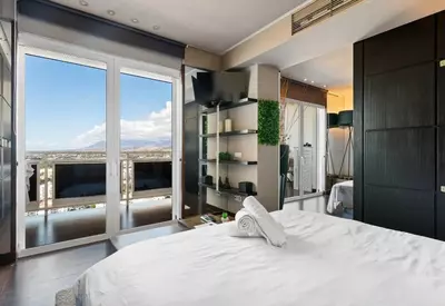Middle Floor Apartment in Nueva Andalucía