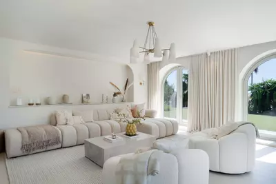 Detached Villa in Nueva Andalucía