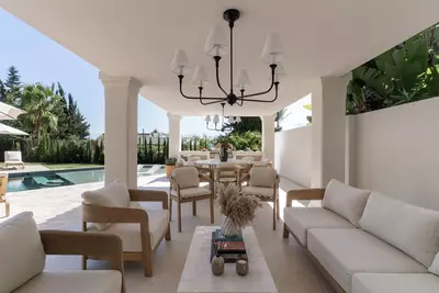 Detached Villa in Nueva Andalucía