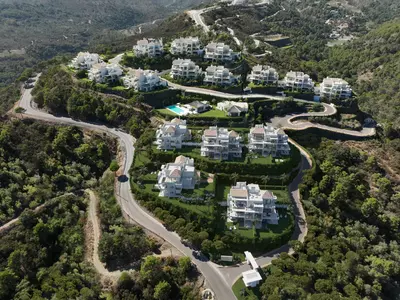 Middle Floor Apartment in Benahavís