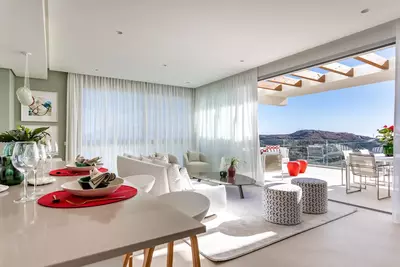 Middle Floor Apartment in Benahavís
