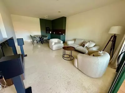 Middle Floor Apartment in Benahavís
