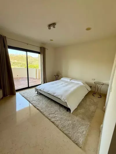 Middle Floor Apartment in Benahavís