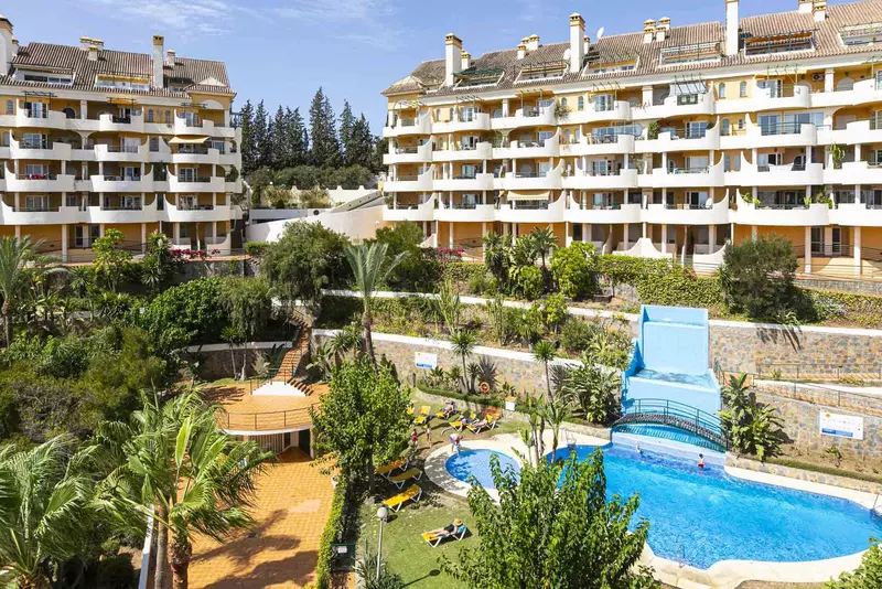 Middle Floor Apartment in Nueva Andalucía