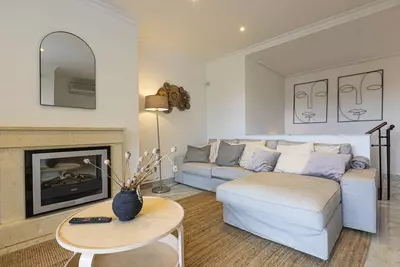 Middle Floor Apartment in Nueva Andalucía