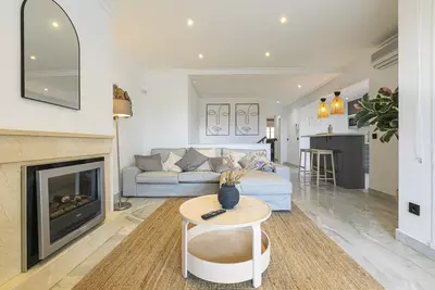 Middle Floor Apartment in Nueva Andalucía
