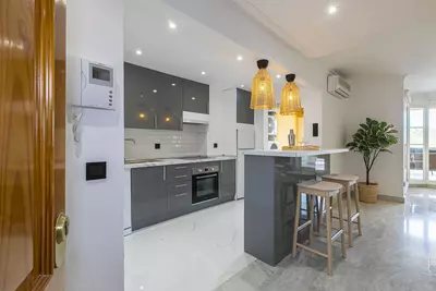 Middle Floor Apartment in Nueva Andalucía