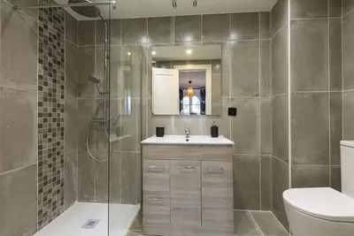 Middle Floor Apartment in Nueva Andalucía