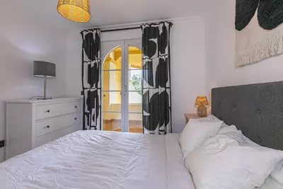 Middle Floor Apartment in Nueva Andalucía