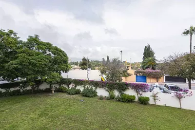 Middle Floor Apartment in Nueva Andalucía