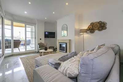 Middle Floor Apartment in Nueva Andalucía