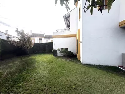 Semi-Detached House in Cancelada