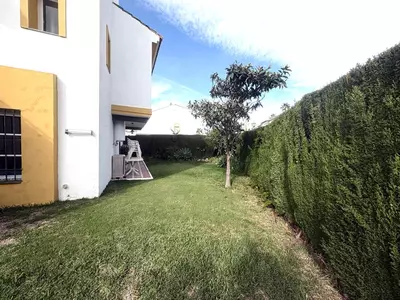 Semi-Detached House in Cancelada