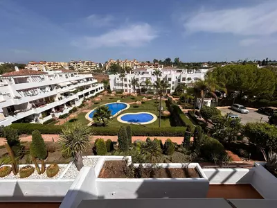 Top Floor Apartment in Selwo