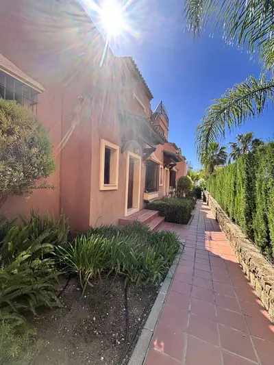 Townhouse in Estepona