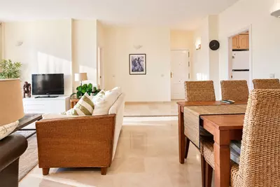 Middle Floor Apartment in Cabopino