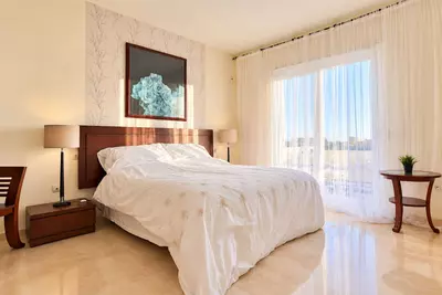 Middle Floor Apartment in Cabopino