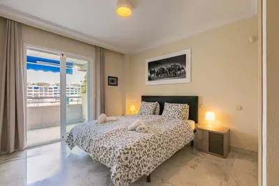 Middle Floor Apartment in Puerto Banús