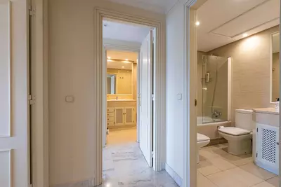 Middle Floor Apartment in Puerto Banús