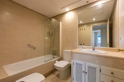 Middle Floor Apartment in Puerto Banús