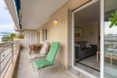 Middle Floor Apartment in Puerto Banús