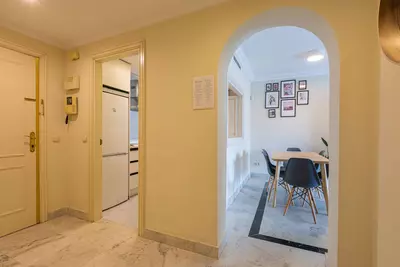 Middle Floor Apartment in Puerto Banús