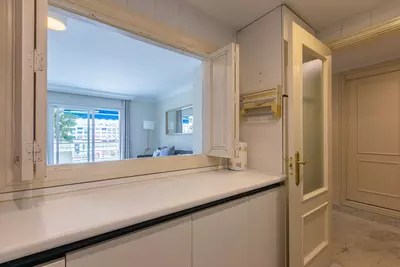 Middle Floor Apartment in Puerto Banús