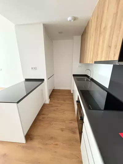 Middle Floor Apartment in Estepona
