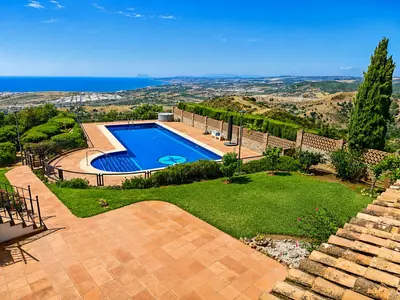 Finca - Cortijo in Estepona