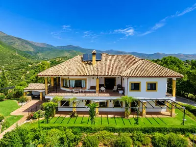 Finca - Cortijo in Estepona