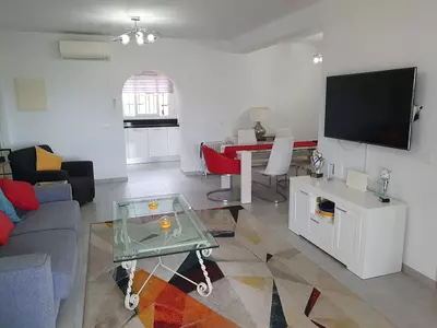 Ground Floor Apartment in El Paraiso