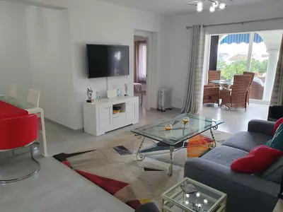 Ground Floor Apartment in El Paraiso