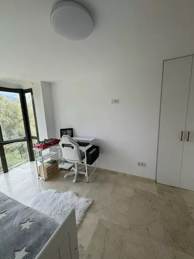 Middle Floor Apartment in Nueva Andalucía
